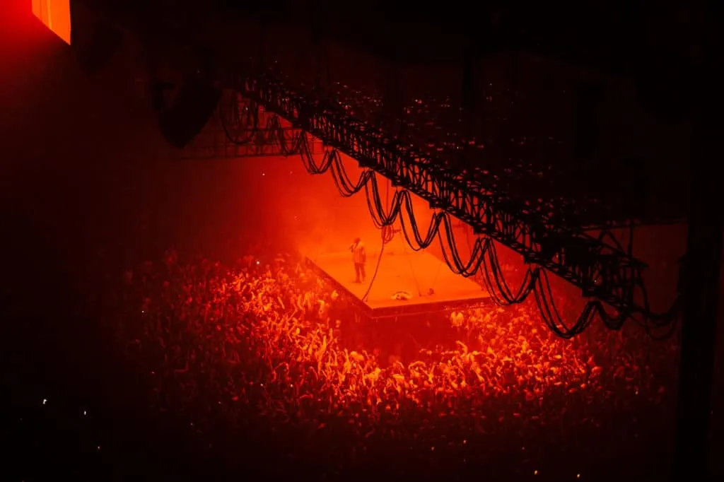 Concert Stages: Types, Strengths and Weaknesses
