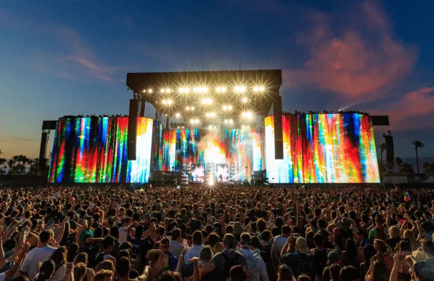 People dancing into the sunset at BeachLife Festival